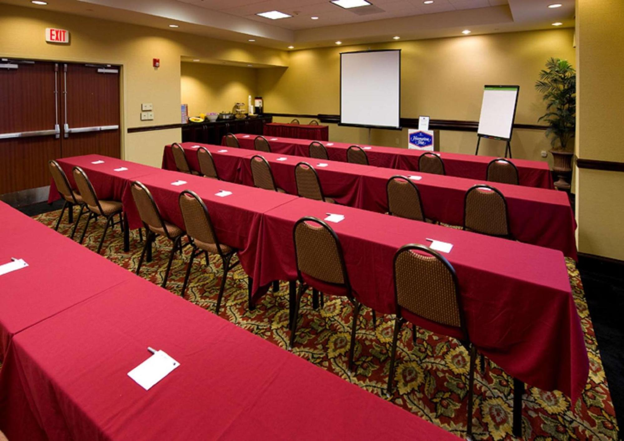 Hampton Inn Schenectady Downtown Екстериор снимка