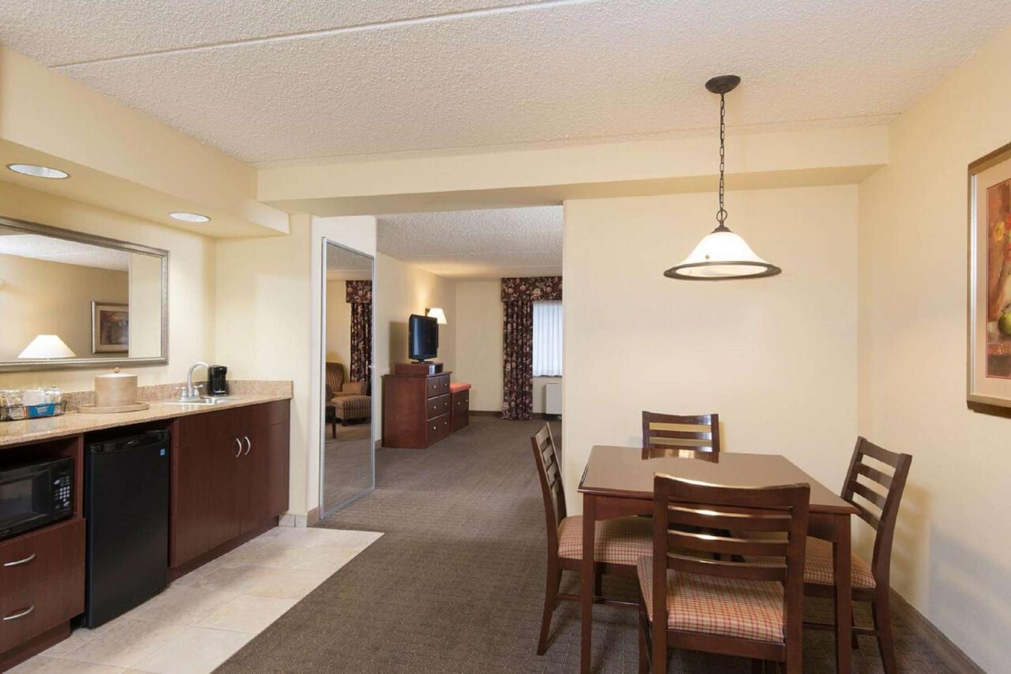 Hampton Inn Schenectady Downtown Екстериор снимка