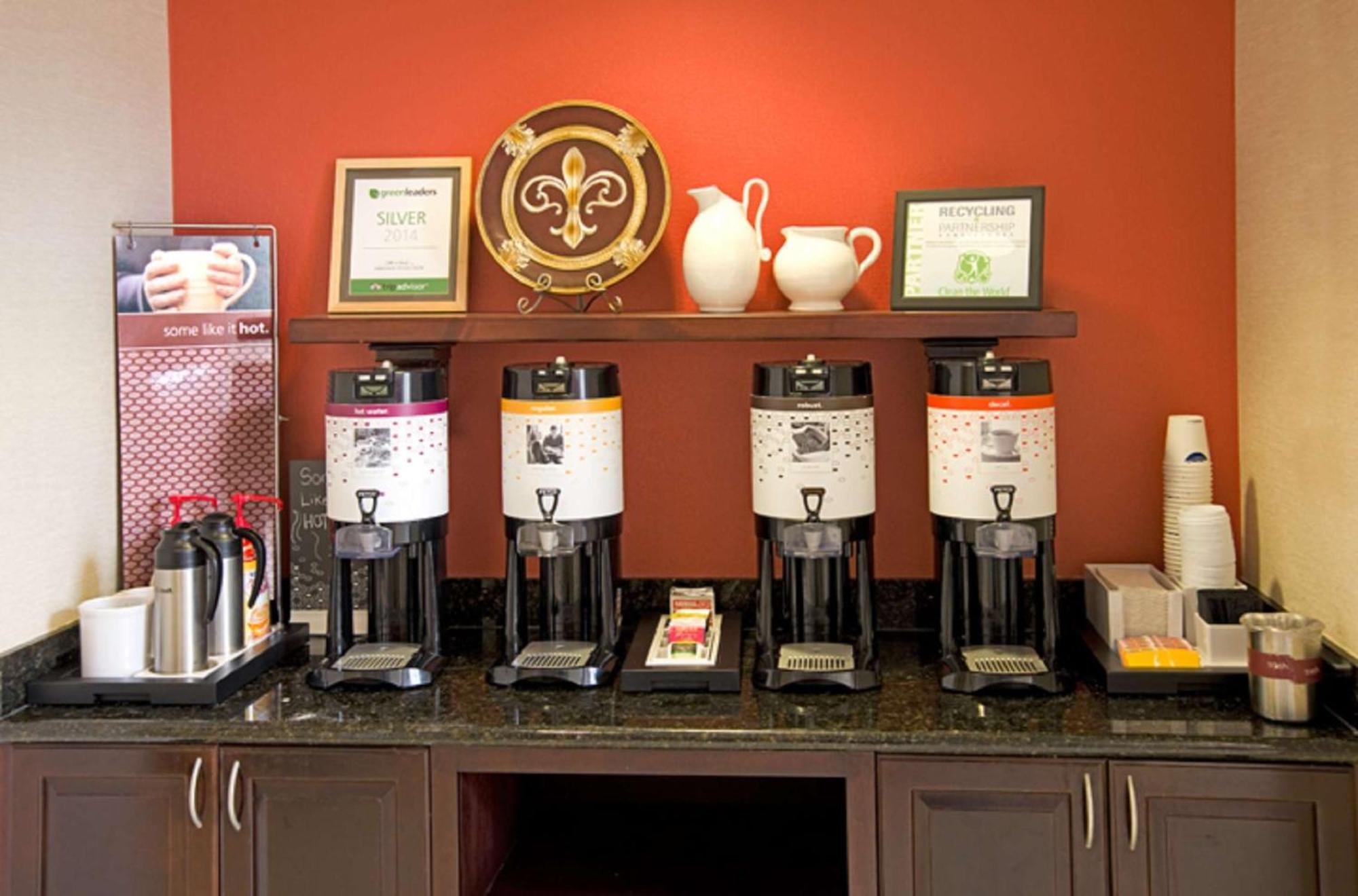 Hampton Inn Schenectady Downtown Екстериор снимка