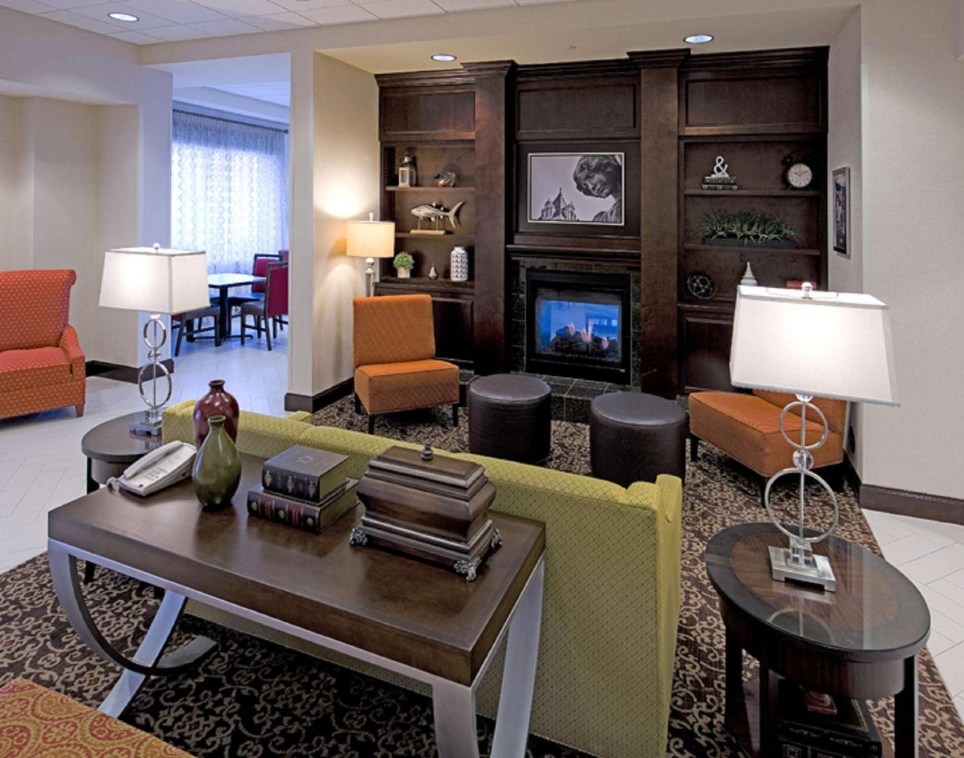 Hampton Inn Schenectady Downtown Екстериор снимка