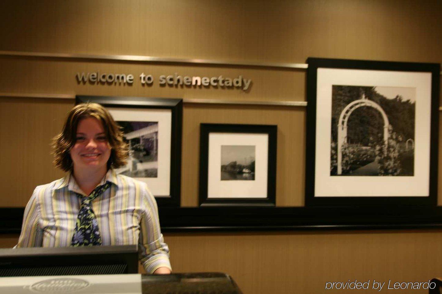 Hampton Inn Schenectady Downtown Екстериор снимка